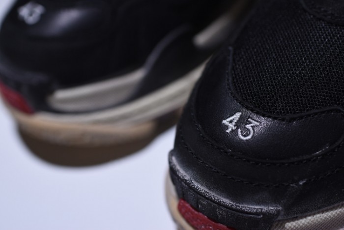 BL TRIPLE S W06E1-1000