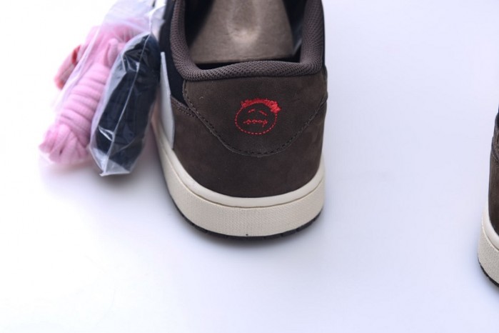 TRAVIS SCOTT AIR JORDAN 1 LOF DARK MOCHA CQ4277-001