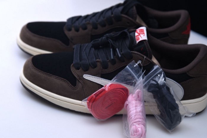TRAVIS SCOTT AIR JORDAN 1 LOF DARK MOCHA CQ4277-001