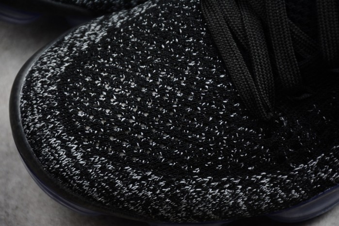 Nike Mens Air VaporMax Flyknit 2.0 Hot Punch 942842-003