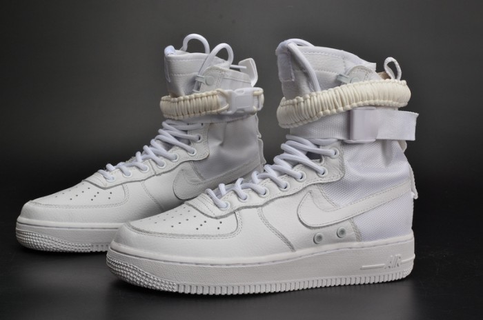 Nike WMNS SF FORCE 1 “Triple White”  903270 100